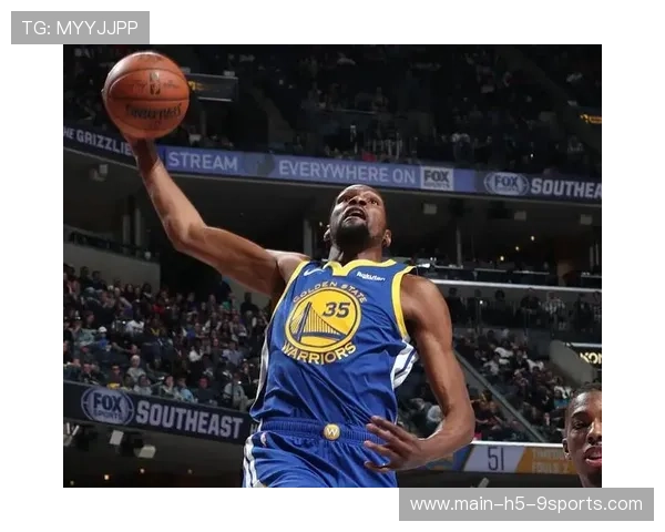 艾顿转会传闻升温：篮网与太阳的未来变数