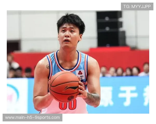 赵睿广东训练中训斥两位年轻球员：我是对事不对人，赵睿还在广东队吗